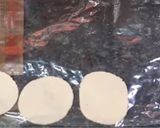 A picture of step 4 of Puri for panipuri.