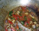 Foto langkah ke 3 dari resep Oseng oseng ikan asin cebe ijo.