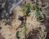 Foto langkah ke 4 dari resep Mie basah goreng.
