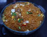 Foto langkah ke 6 dari resep Bihun Goreng Manis Ala Tambak Bayan Surabaya.