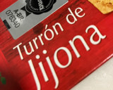 Foto del paso 5 de la receta: Coca con turrón de almendra