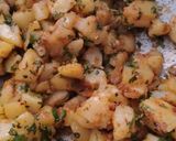A picture of step 4 of Masala aloo.