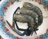 รูปขั้นตอนการทำที่ 2 ของ กุ้งผัดพริกเกลือ