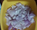 A picture of step 1 of Aloo Pyaz ki Sabzi.