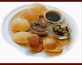 A picture of step 9 of Pani Puri.