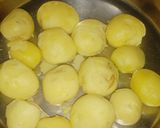 आलू का पराठा और प्लेन रायता रेसिपी चरण 1 फोटो