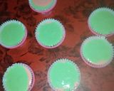 Foto langkah ke 3 dari resep Bolu kukus mekar soda.