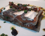 Foto del paso 8 de la receta: Milhoja de sardinas marinadas y tomate confitado