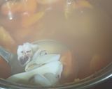 Hình bước làm 1 của món Canh cà chua nấu mực