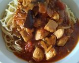 Foto del paso 3 de la receta: Salsa de tomates con pollo y berenjenas