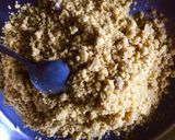 A picture of step 2 of Besan ladoo.