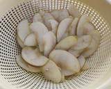 Foto del paso 2 de la receta: Rosas de manzana y hojaldre