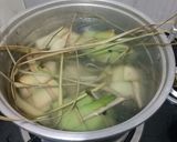 Foto langkah ke 2 dari resep Ketupat Hemat Gas Metode 5.30.7.