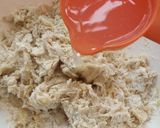 A picture of step 4 of Chicken cheese dinner rolls.