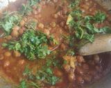 A picture of step 5 of Spicy deshi chana usal.