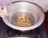 A picture of step 4 of Spicy Tomato Rice.