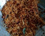 Foto langkah ke 4 dari resep Balado Kering Bihun.