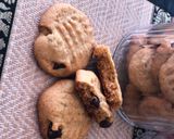 Pas rețetă Peanut butter-cranberry cookies- Biscuiți cu unt de arahide și merișoare 6 fotografie