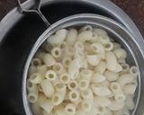 A picture of step 4 of Cheese loaded veggies.
