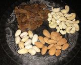 ড্রাইফ্রুটস চকো বোম্ব(dry fruits choco bomb recipe in Bengali) রেসিপির ধাপ 3 ছবি