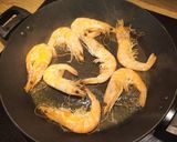 A picture of step 5 of Seafood Paella.