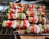 Foto del paso 2 de la receta: Pollito con Verduras en Brochettes con Reducción de Cítricos