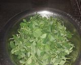 A picture of step 1 of Fenugreek leaves pakoda.