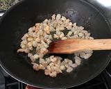 Foto del paso 4 de la receta: Conos de hojaldre y marisco
