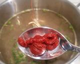 Foto del passaggio 2 della ricetta Risotto alla crema di scampi
