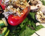 Foto del paso 5 de la receta: Mini Pimentón "relleno" sobre cama de espinaca y vegetales🥗