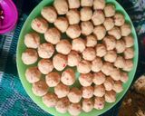 A picture of step 3 of Simple Yam ball.