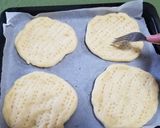 Foto langkah ke 3 dari resep Roti pizza mini.