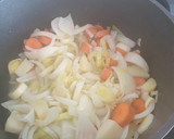 Foto del paso 1 de la receta: Crema de purrusalda con huevas y aceite de albahaca