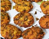 A picture of step 4 of Sago (sabudan) vadai.
