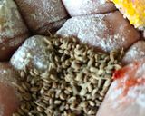 A picture of step 4 of Methi ajwain thepla.