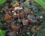 Foto langkah ke 3 dari resep Oseng kikil cabe ijo ala Those.