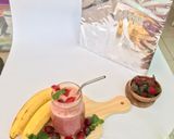 Foto langkah ke 3 dari resep Strawberry Smoothie.