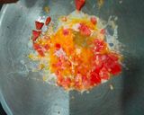 Foto langkah ke 3 dari resep Scramble telur tomat.