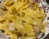 Foto del passaggio 2 della ricetta Pappardelle con il ragù di rana pescatrice