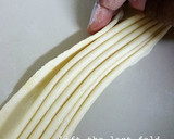 A picture of step 11 of How To Get Soft Layered Chapati using the fan method.