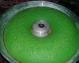 Foto langkah ke 6 dari resep Bolu pandan.