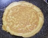 A picture of step 2 of Greek salad omelette.