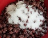 A picture of step 2 of Chinese Red bean Pudding 紅豆糕.