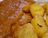 Foto del paso 8 de la receta: Escalopines de ternera en salsa de pimientos y tomate