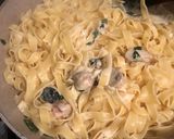 Foto del paso 4 de la receta: Fetuccini con crema y sorpresas