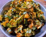 भेंडीची भाजी (bhendi chi bhaji recipe in marathi) रेसिपी स्टेप 11 फोटो 