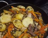 Foto del paso 4 de la receta: Carnes y verduras a la olla