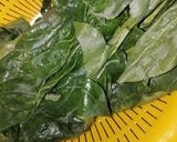 Foto del paso 1 de la receta: Ensalada de espinacas con tocino