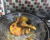 Foto langkah ke 3 dari resep Ayam Goreng Ungkep Bumbu Kuning Santan.
