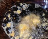 A picture of step 2 of Gobhi ke pakore.